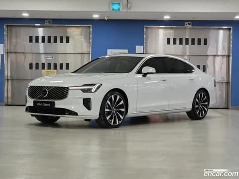 Volvo S90 2025 купить в Москве