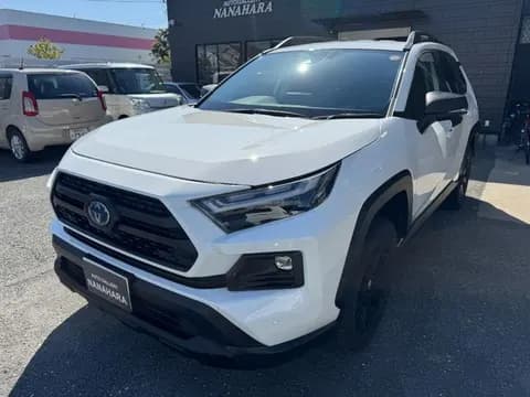 Toyota RAV4 2023 купить в Москве