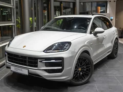 Porsche Cayenne 2023 купить в Москве